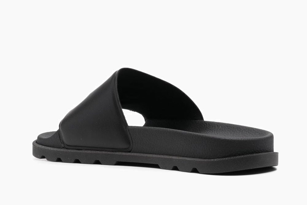 Karl Lagerfeld - Kondo Karl Ikonik slides