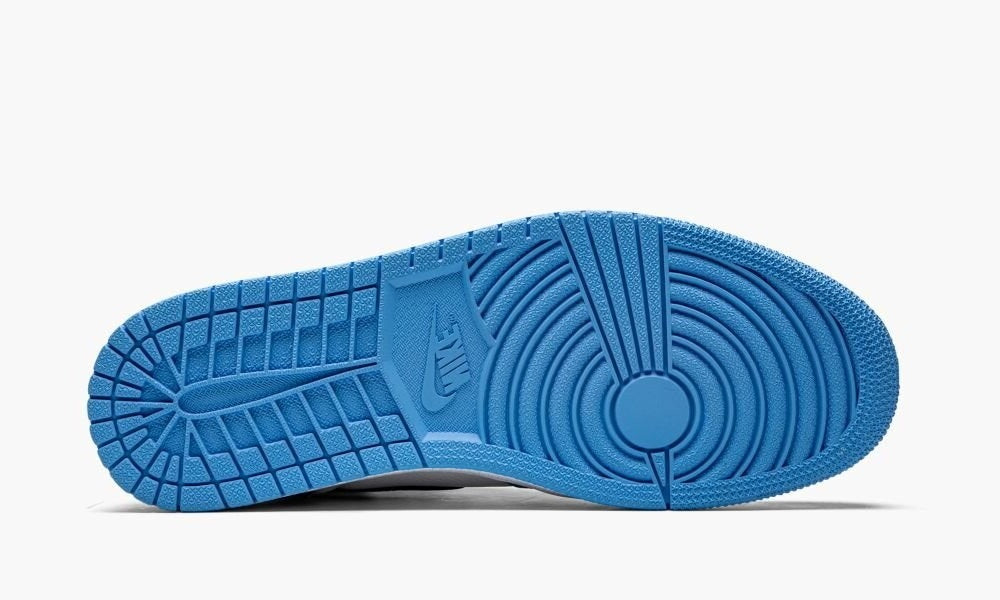 Air Jordan 1 Retro University Blue