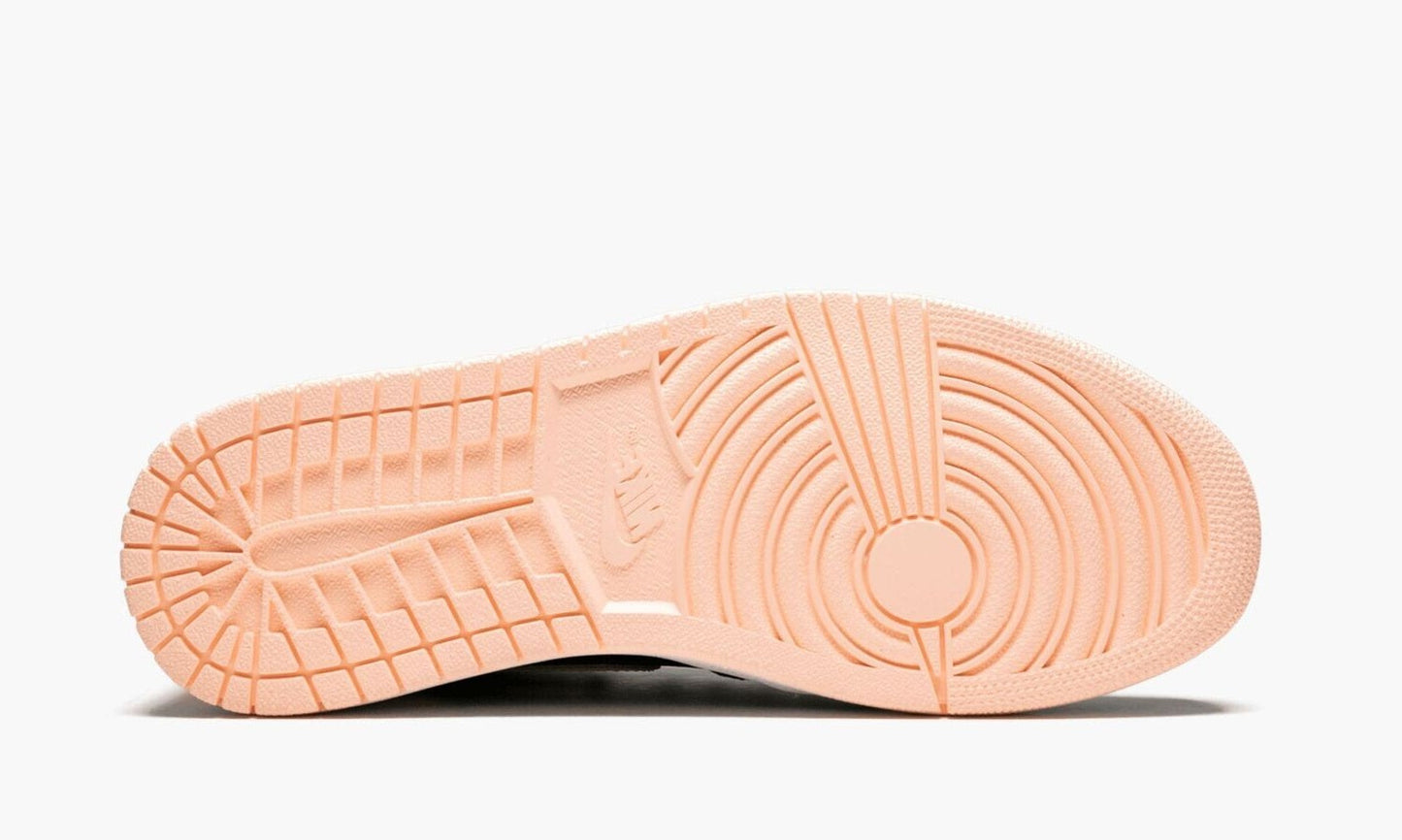 Air Jordan 1 Retro High Black Crimson Tint