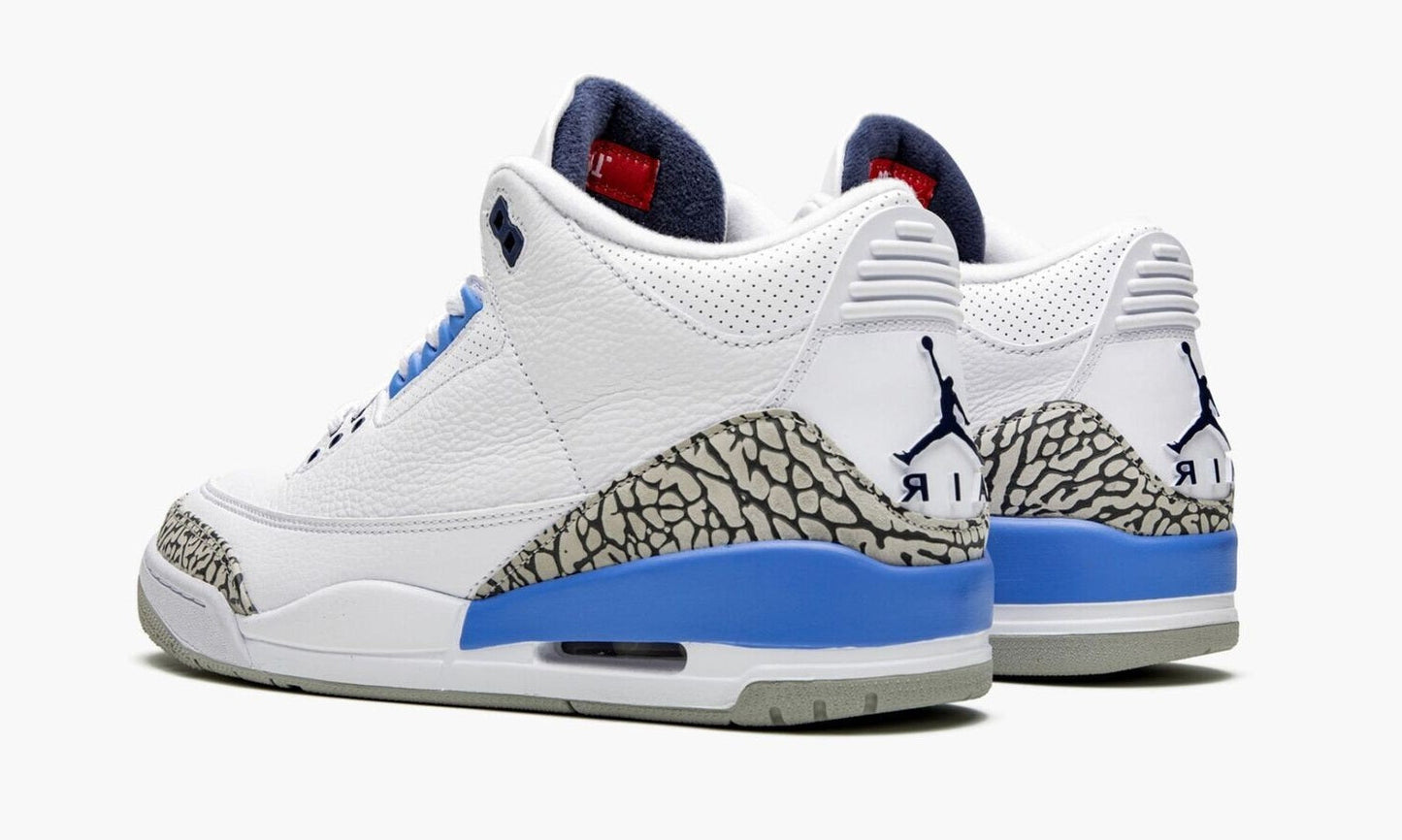 Air Jordan 3 Retro UNC