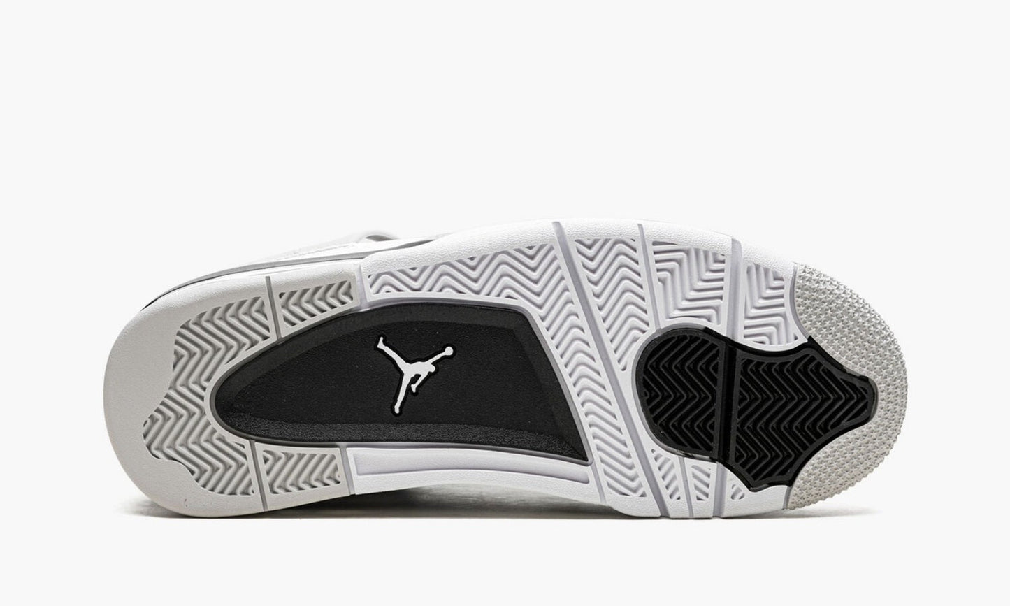 Air Jordan 4 Military Black