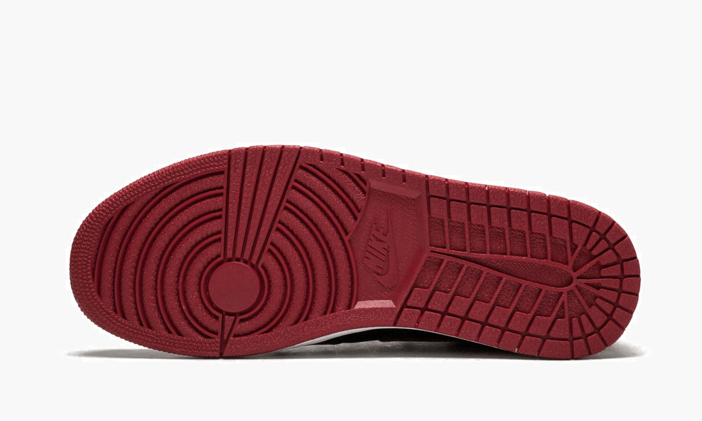 Air Jordan 1 Retro High OG Banned bred