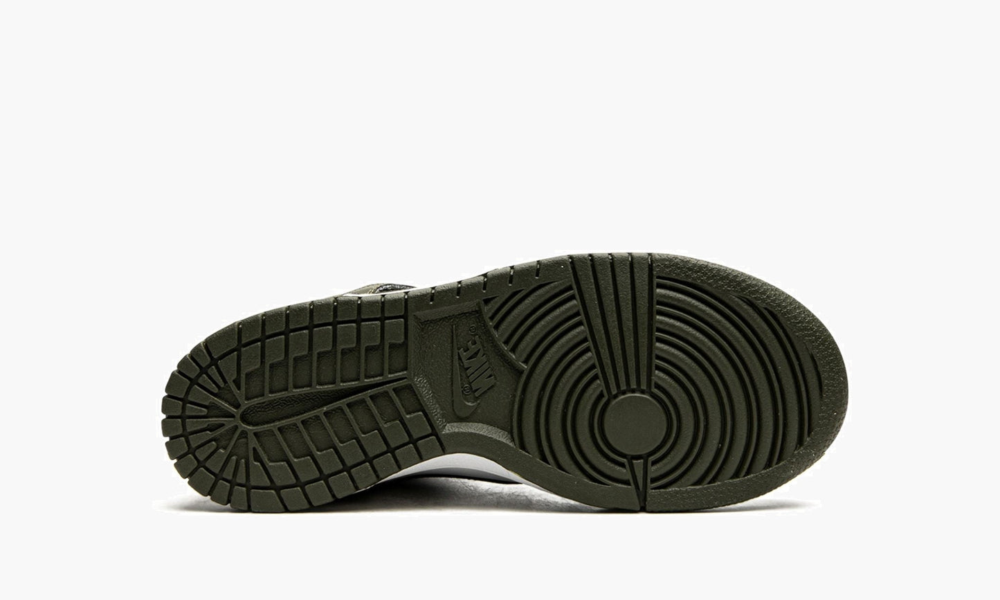 Nike Dunk High Cargo Khaki - Sneakers Outlet Co